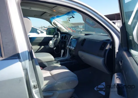 2009 Toyota Tundra Grade 4.7L V8 from USA, damaged, VIN 5TFRT54129X029096